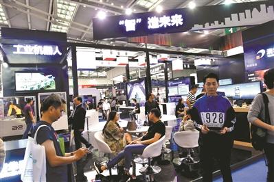 深圳引进在职人才、留学人员、博士後今起“秒批”