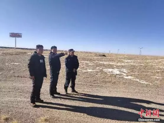 背靠戈壁面朝天，这群驻守在可可西里的年轻人图啥？