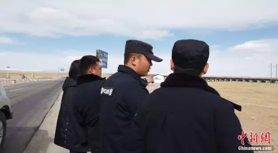 背靠戈壁面朝天，这群驻守在可可西里的年轻人图啥？