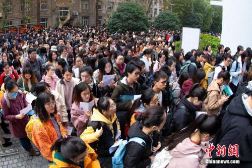 2019国考将补录3000余人 考生今起可提交调剂申请