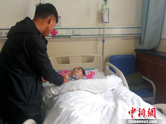 父母放弃儿子救儿媳：“做这个决定有多难不敢想”
