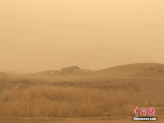 江南华南等地有较强降水 内蒙古中东部有沙尘天气