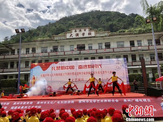 “月球守望者”洪晓瑜回乡分享“探月精神”