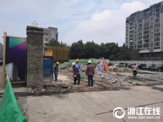 突发！杭州一男子被电击後高空坠落 已无生命体征