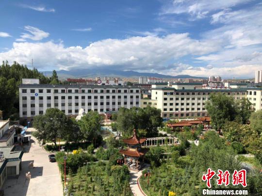江苏“曼巴”的“援青日子”：一次青海行 一生青海情