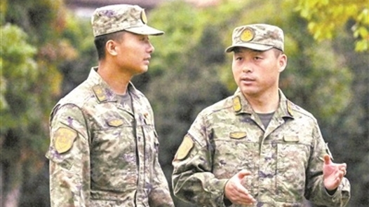 东部战区陆军某旅一级军士长王延龙：“他的闯劲一如当年”